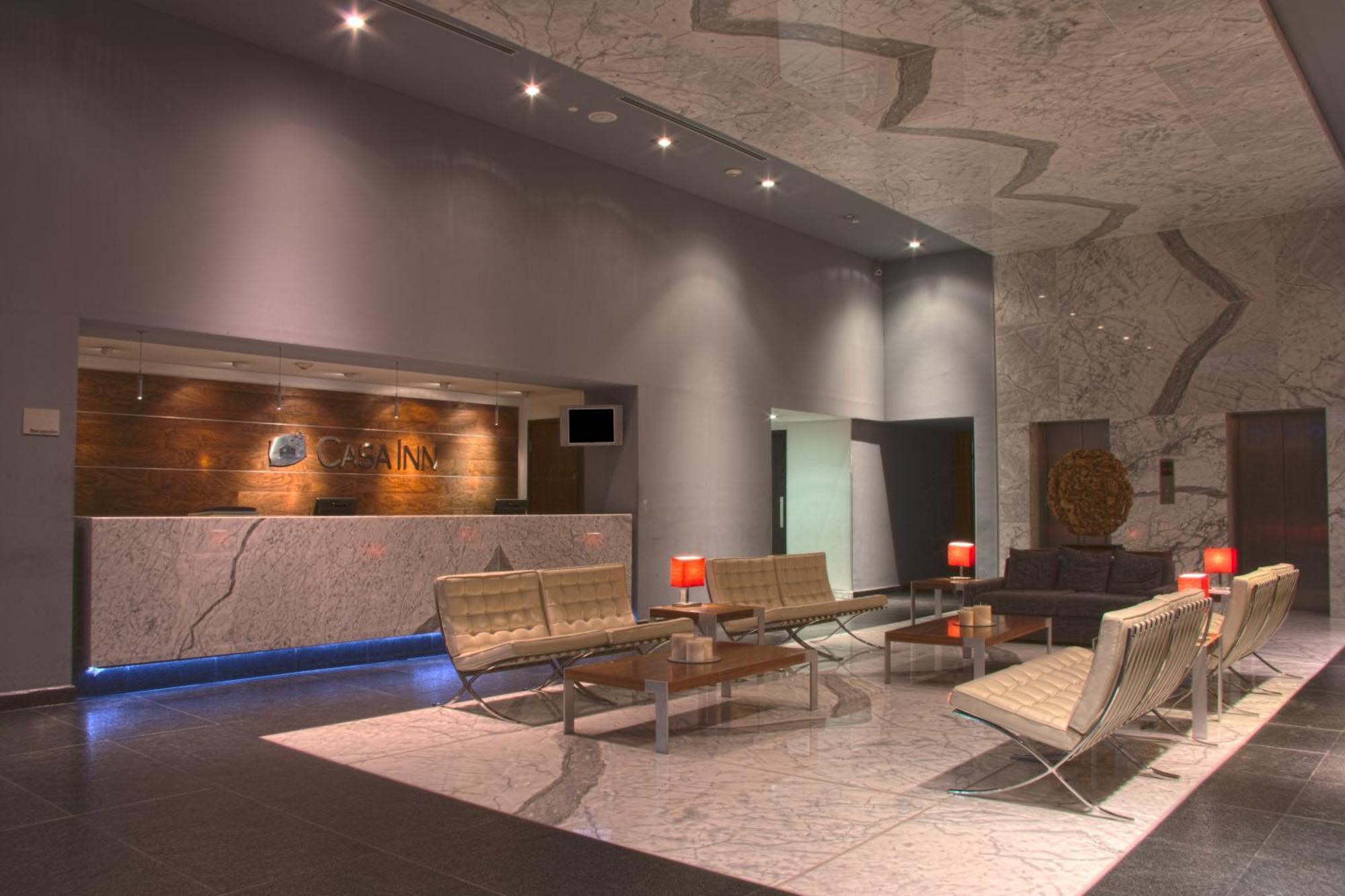 Casa Inn Premium Hotel Queretaro Miranda Экстерьер фото The lobby of the hotel