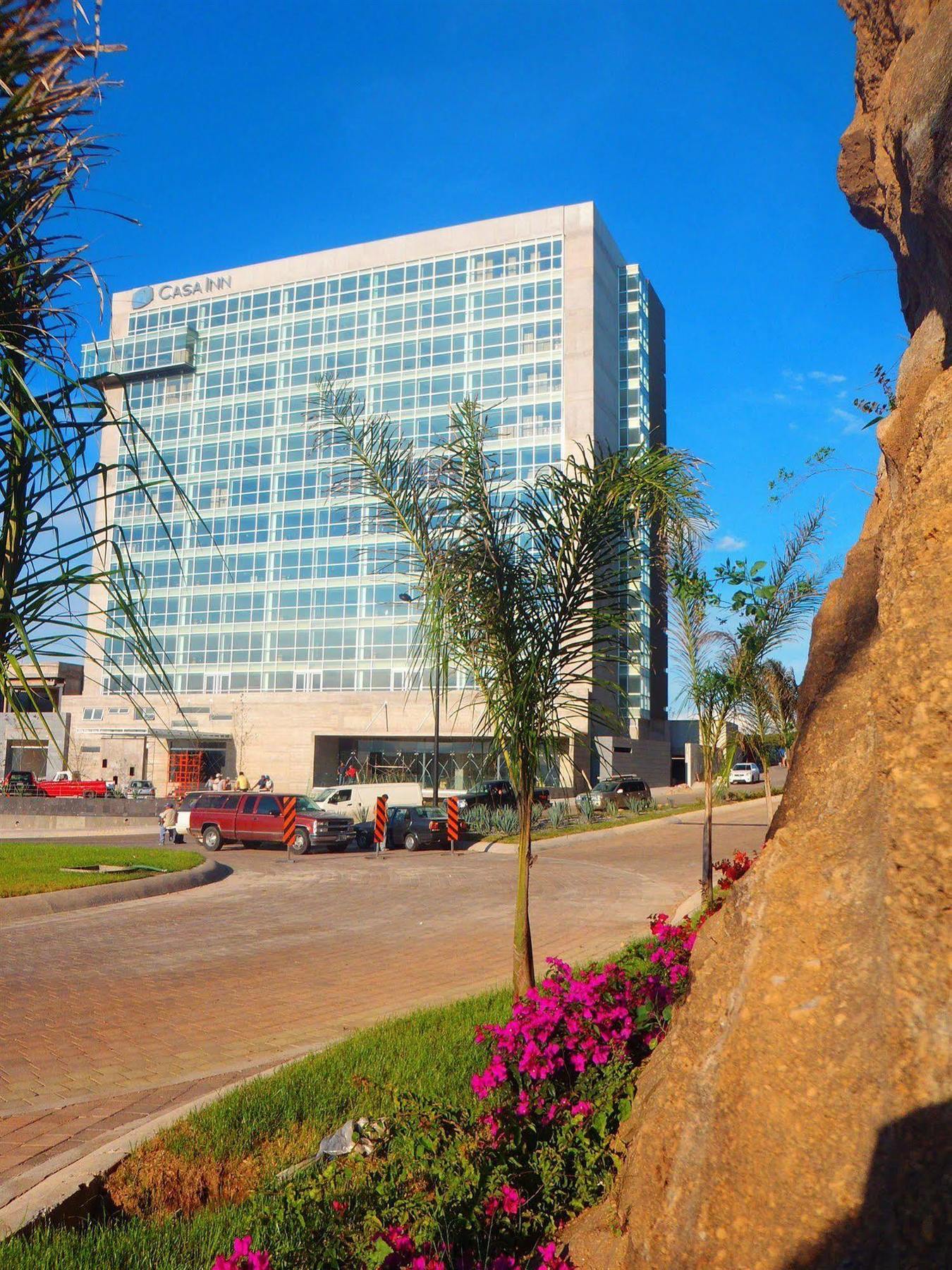 Casa Inn Premium Hotel Queretaro Miranda Экстерьер фото The Marriott Resort in Tumon